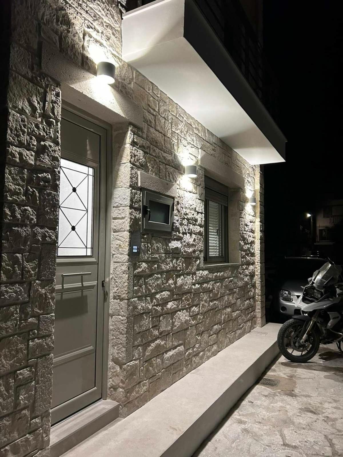 Armonia Small Luxury Apartment *